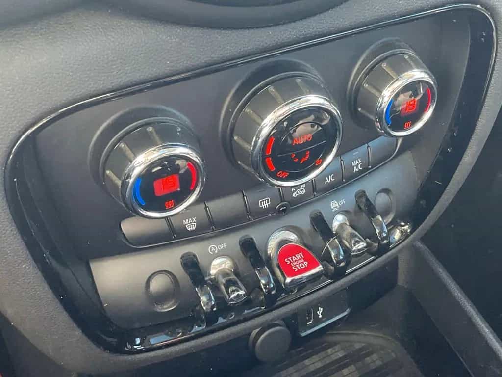 MINI Cooper Clubman Cooper Klima Pano 8x Bereift 03/2019-photo-21
