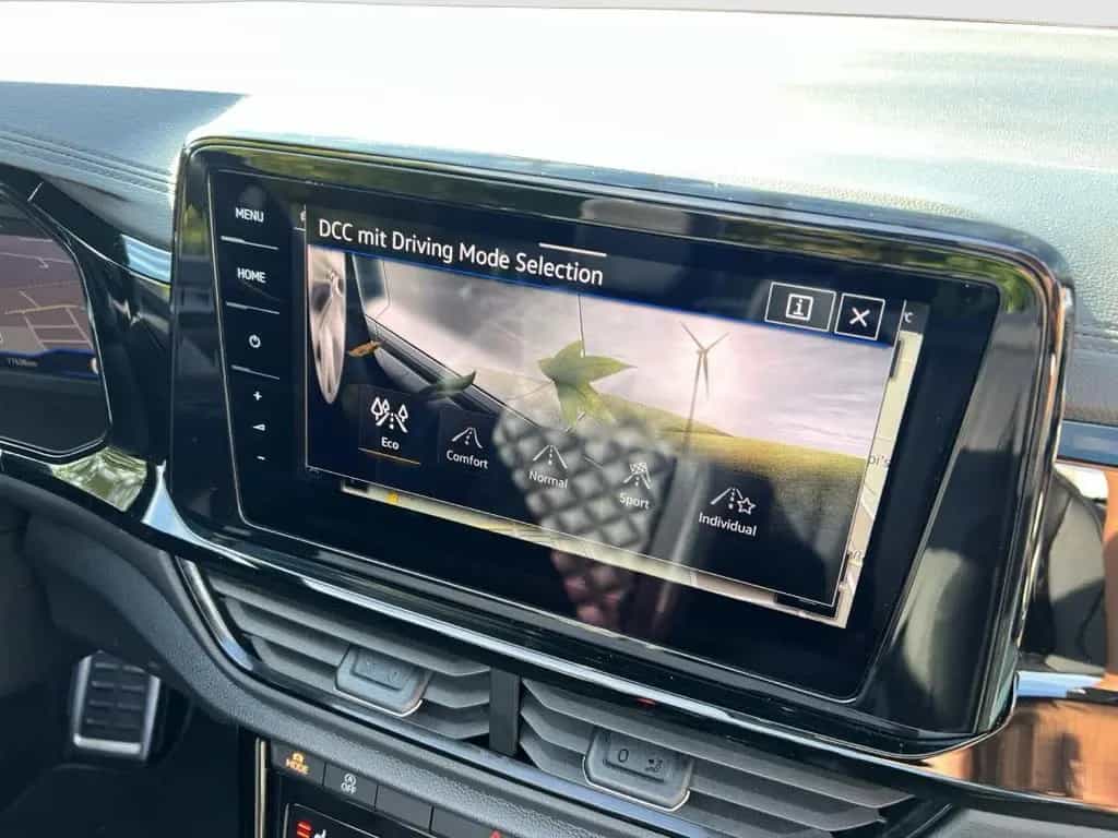 Volkswagen T-Roc Cabriolet R-Line 1.5 TSI 150PS DSG "Black 02/2023-photo-17