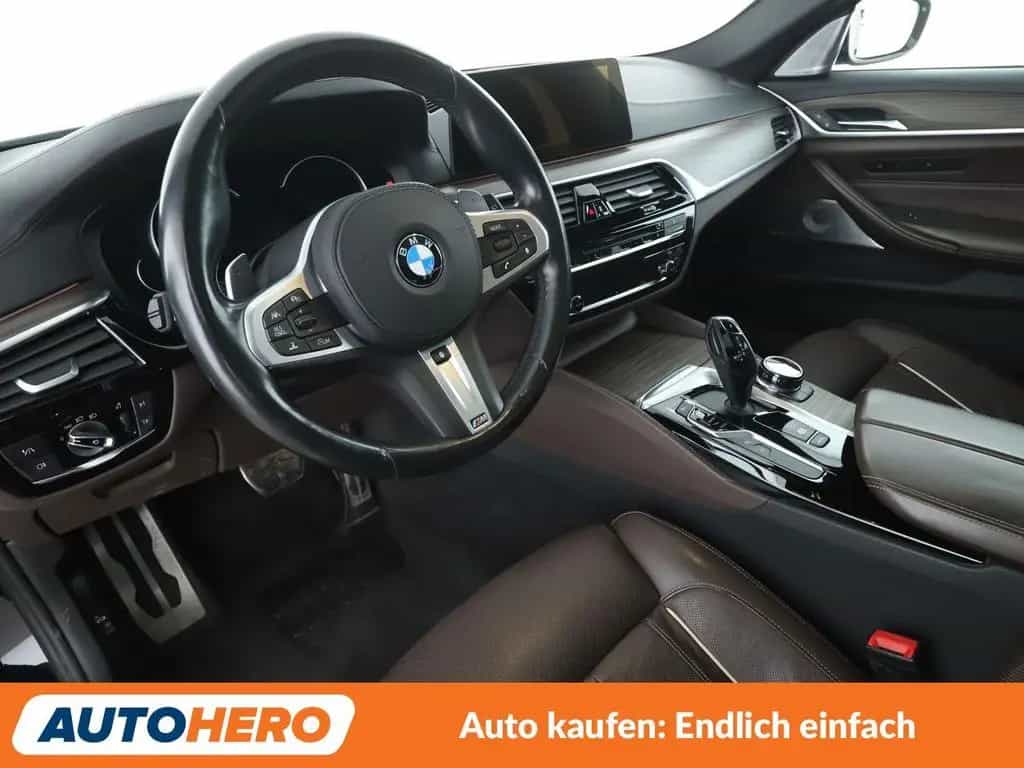 BMW M550 xDrive Aut. *360°*DISPLAY-KEY*HUD*MEMORY* 12/2017-photo-10