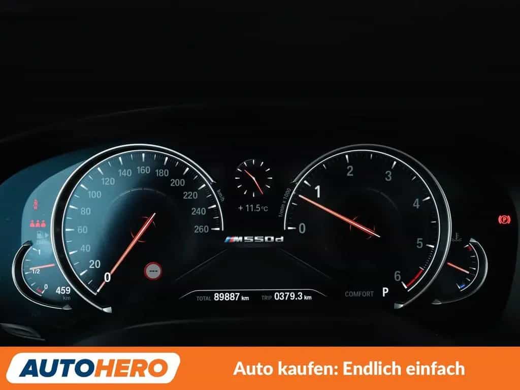 BMW M550 xDrive Aut. *360°*DISPLAY-KEY*HUD*MEMORY* 12/2017-photo-19