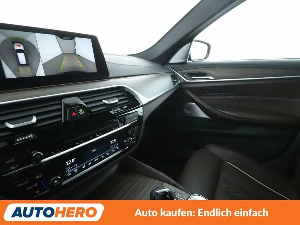 BMW M550 xDrive Aut. *360°*DISPLAY-KEY*HUD*MEMORY* 12/2017-photo-25
