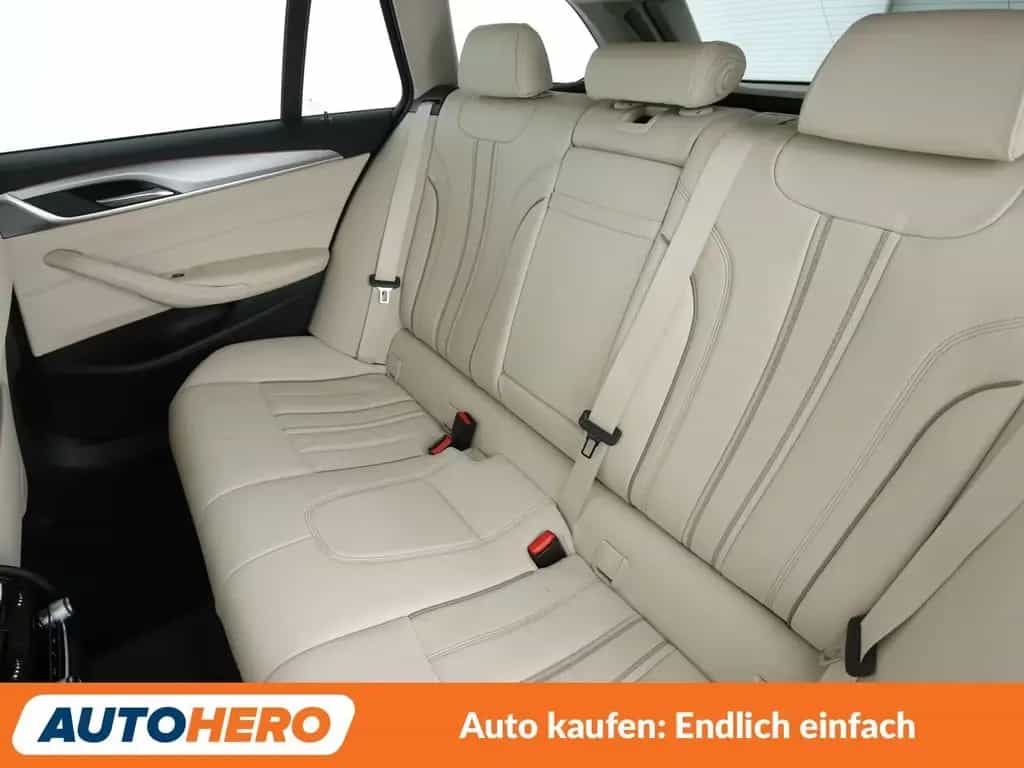 BMW 520 d Mild-Hybrid Aut.*NAVI*360CAM*ACC*SHZ*ALU* 11/2020-photo-13