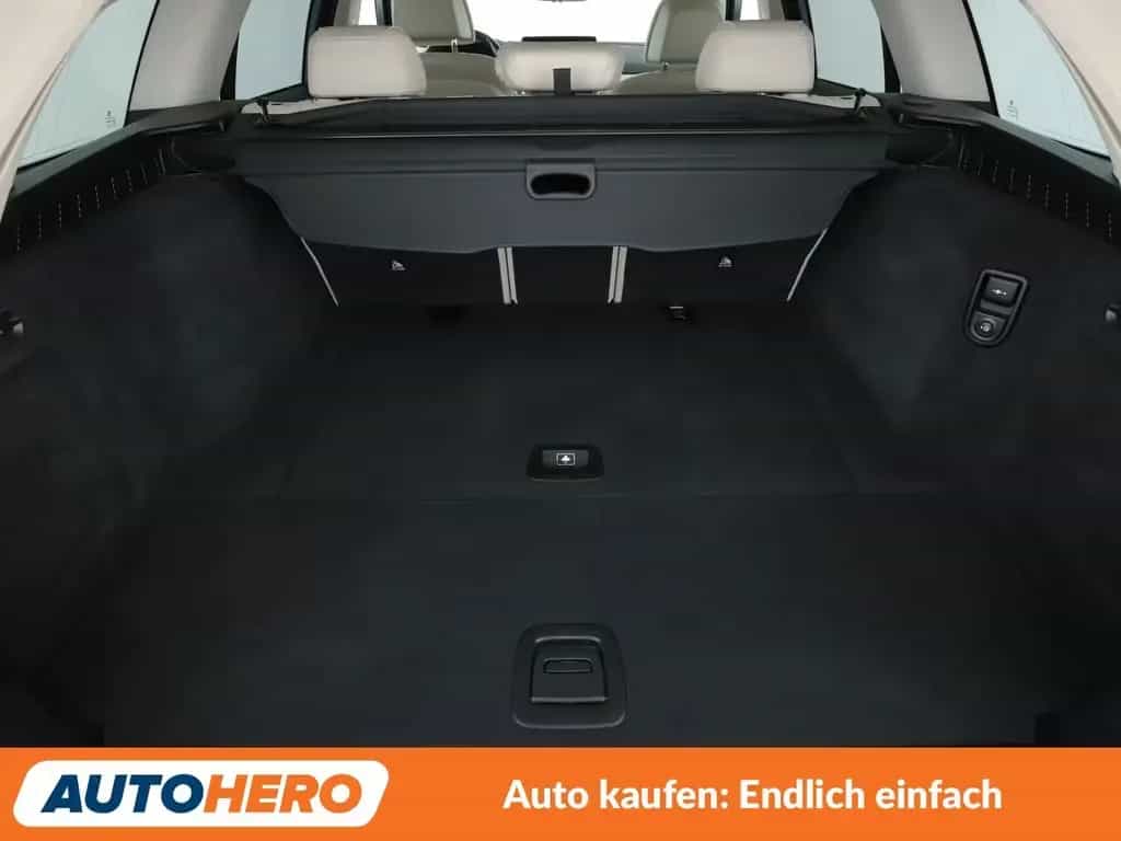 BMW 520 d Mild-Hybrid Aut.*NAVI*360CAM*ACC*SHZ*ALU* 11/2020-photo-17