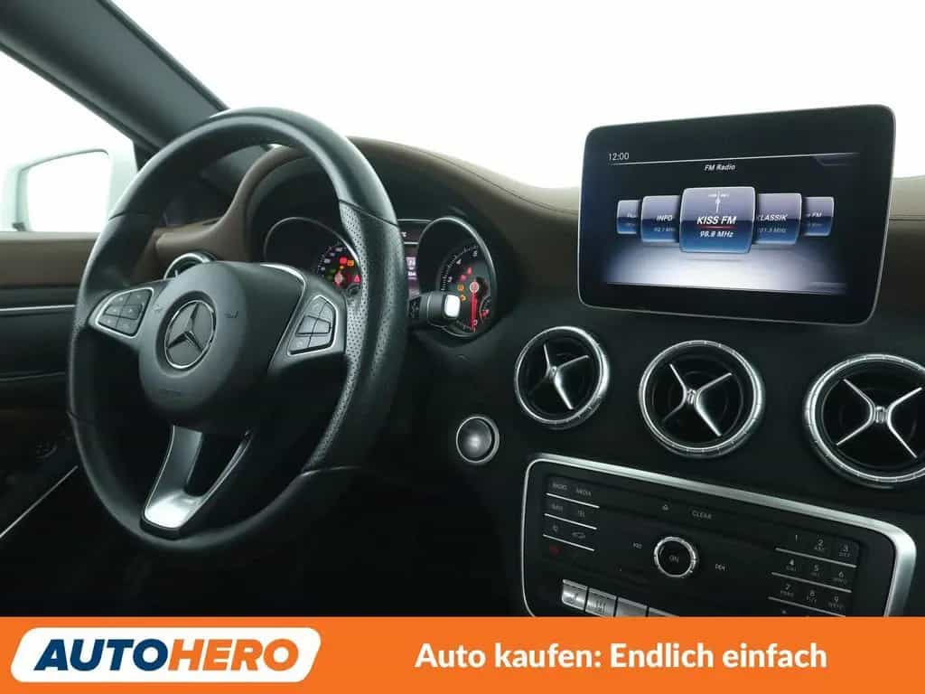 Mercedes-Benz CLA-Class 180 Shooting Brake Urban Aut.*LED*NAVI*TEMPO 02/2018-photo-12