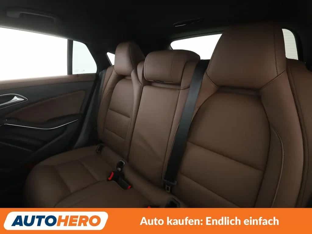 Mercedes-Benz CLA-Class 180 Shooting Brake Urban Aut.*LED*NAVI*TEMPO 02/2018-photo-13