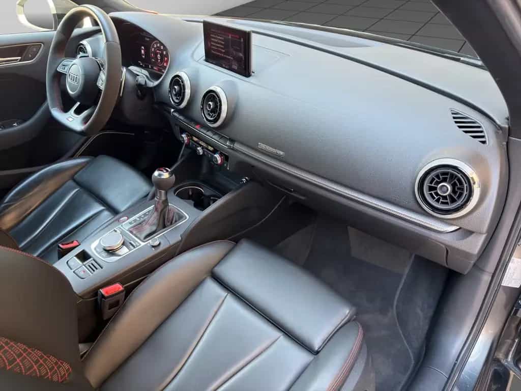 Audi RS3 RS 3 Lim. 2.5 TFSI quattro DAB+ ACC NAVI LED 12/2019-photo-21