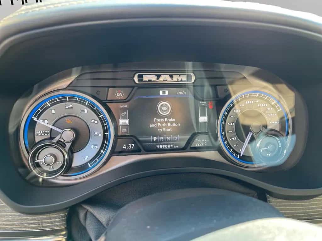 Dodge RAM 1500 Limited Crew 4x4 Leder 07/2019-photo-10