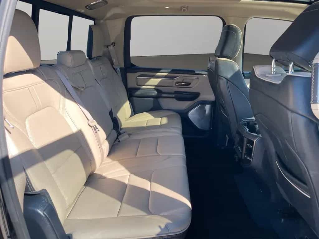 Dodge RAM 1500 Limited Crew 4x4 Leder 07/2019-photo-16