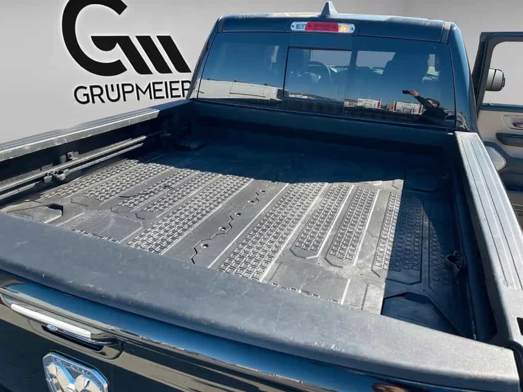 Dodge RAM 1500 Limited Crew 4x4 Leder 07/2019-photo-17