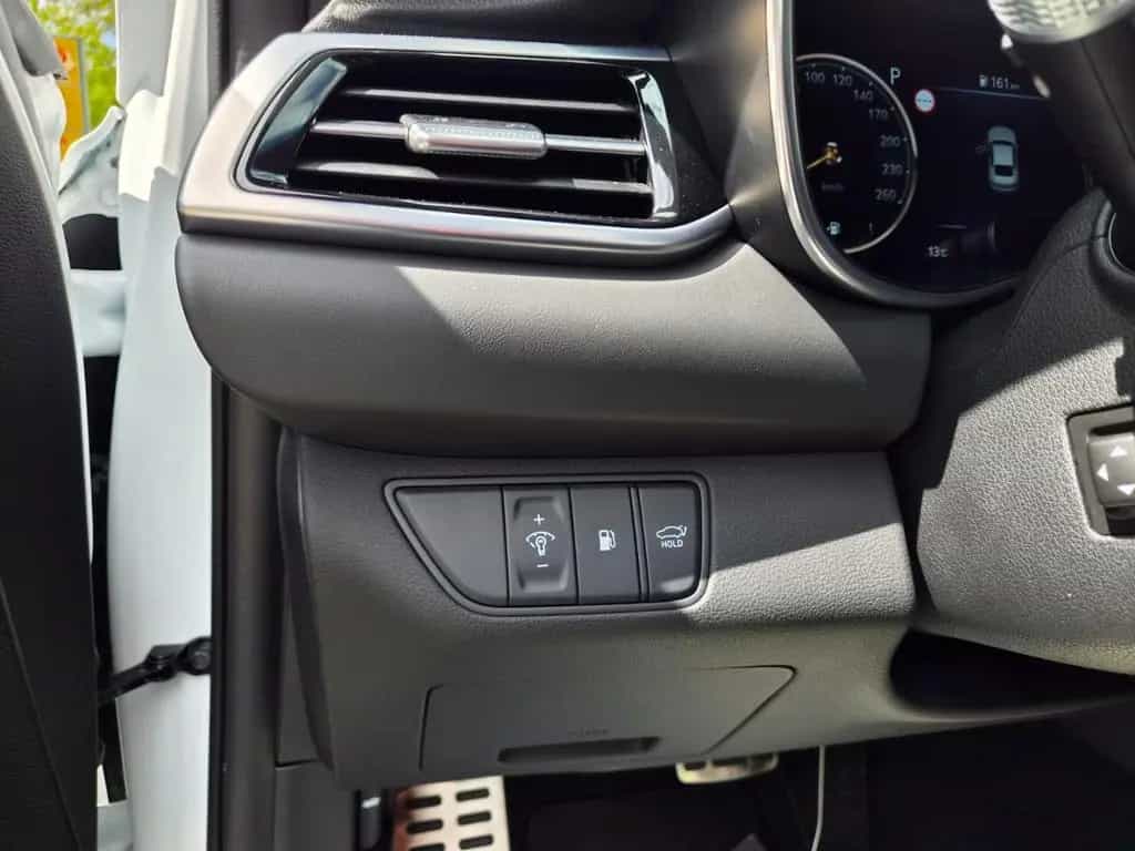 Genesis G70 Sport Leder/LED/ACC/Pano/El. Heckklappe/Appl 11/2024-photo-15