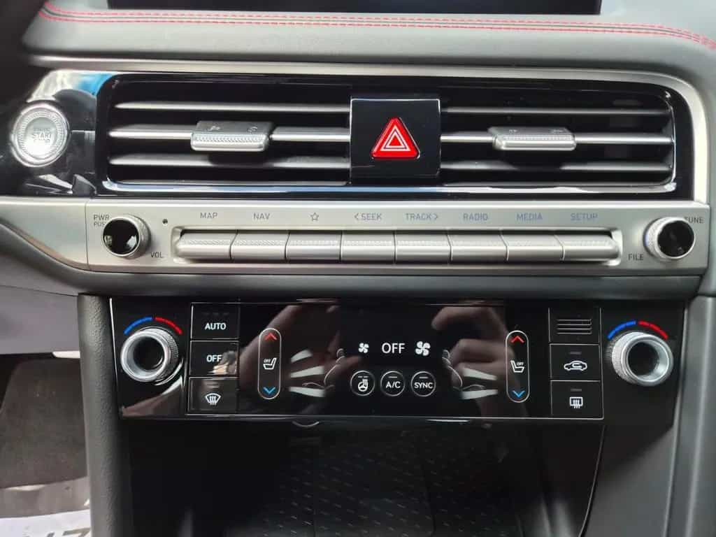 Genesis G70 Sport Leder/LED/ACC/Pano/El. Heckklappe/Appl 11/2024-photo-18