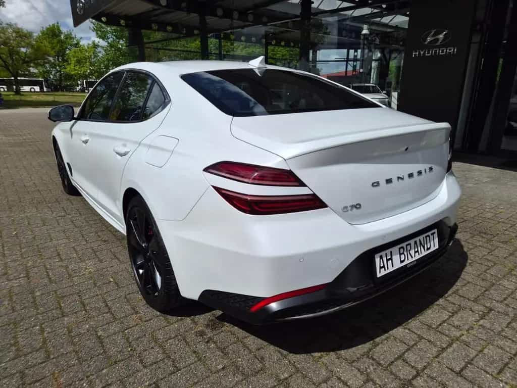 Genesis G70 Sport Leder/LED/ACC/Pano/El. Heckklappe/Appl 11/2024-photo-4
