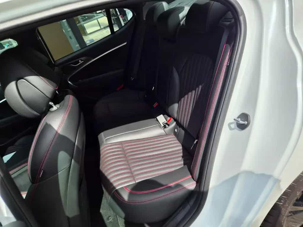 Genesis G70 Sport Leder/LED/ACC/Pano/El. Heckklappe/Appl 11/2024-photo-9