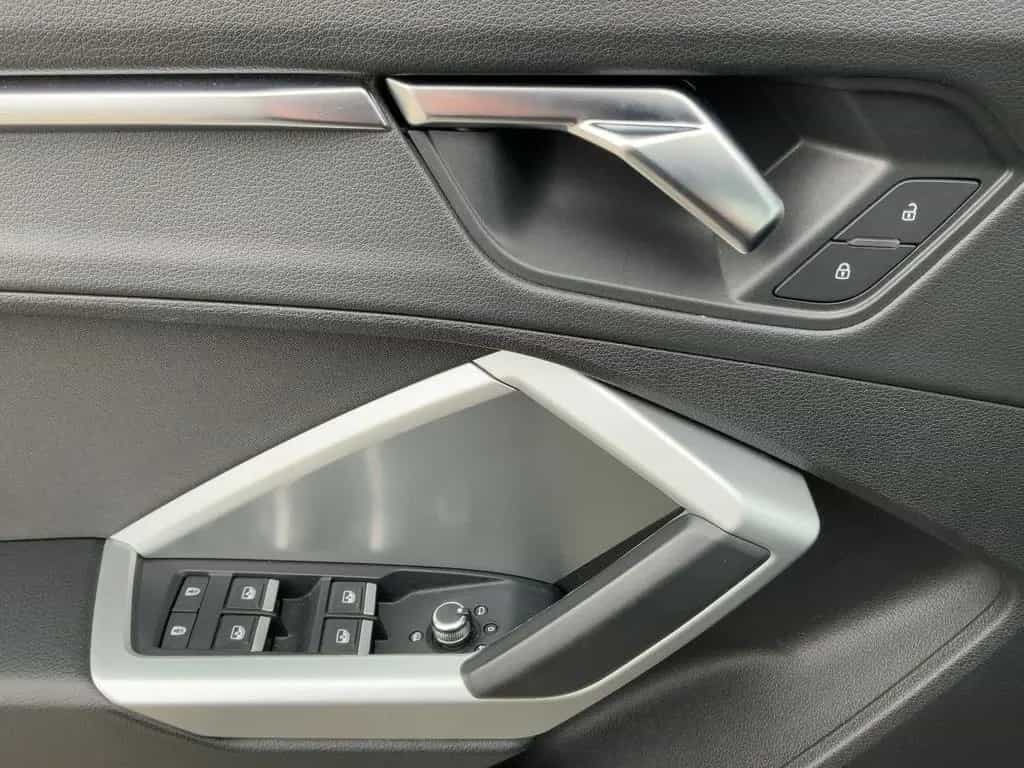 Audi Q3 35 TFSI S-TR LED+NAVI+2xPDC+GRA+SHZ+DAB+AHK 04/2019-photo-14