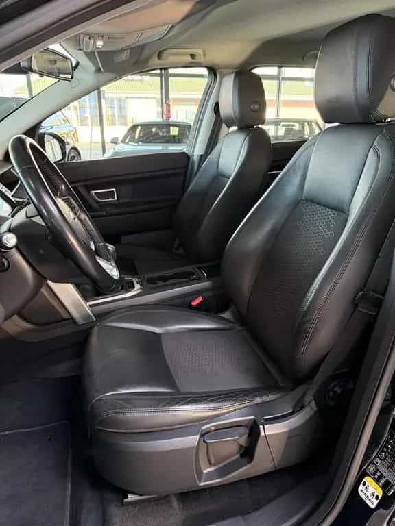 Land Rover Discovery Sport AWD 11/2015-photo-12