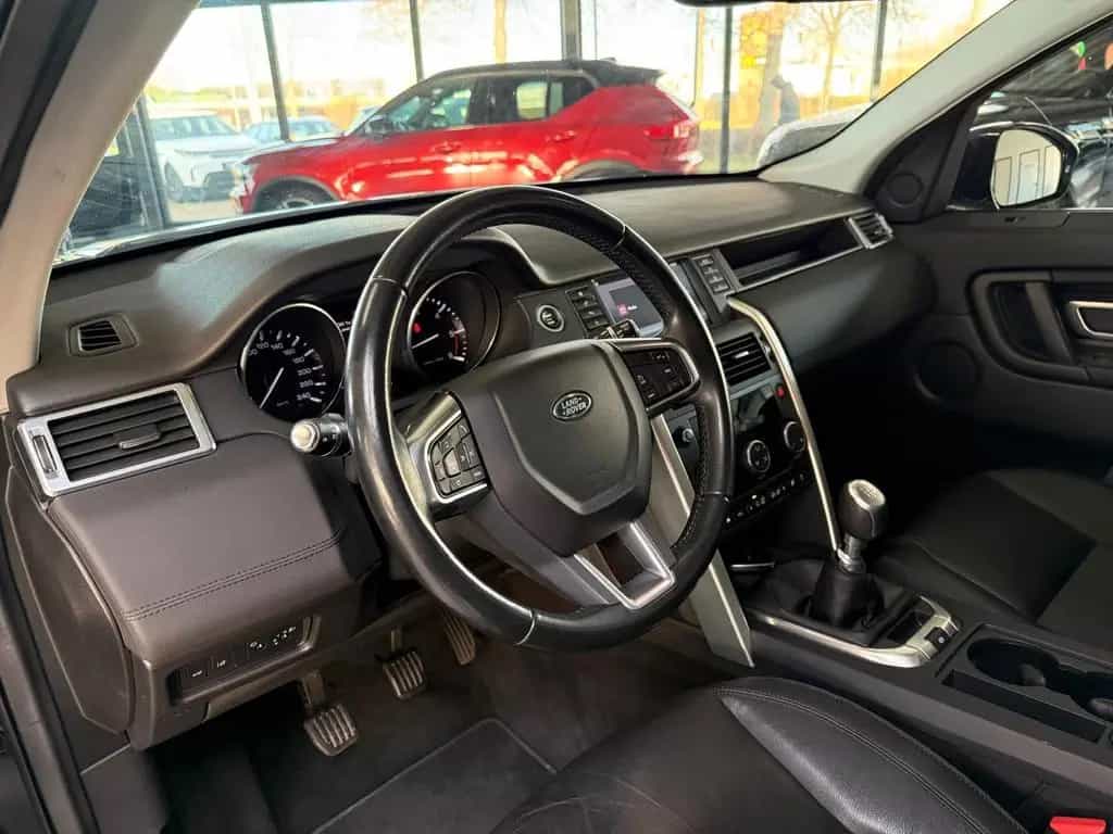 Land Rover Discovery Sport AWD 11/2015-photo-13