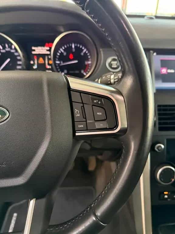 Land Rover Discovery Sport AWD 11/2015-photo-16