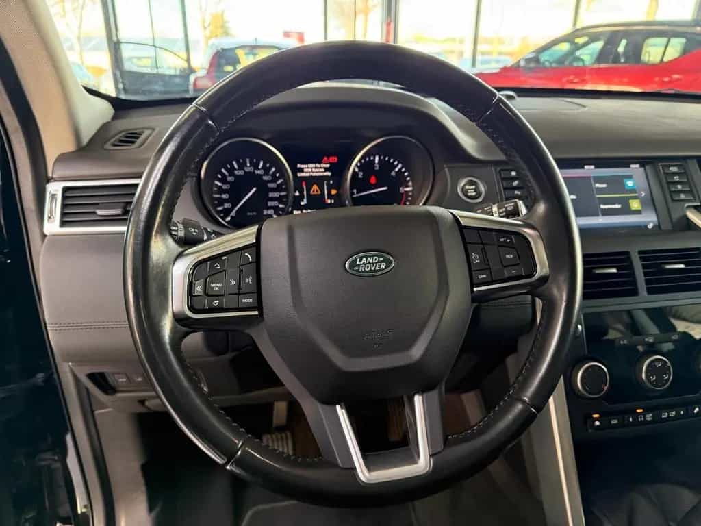 Land Rover Discovery Sport AWD 11/2015-photo-17