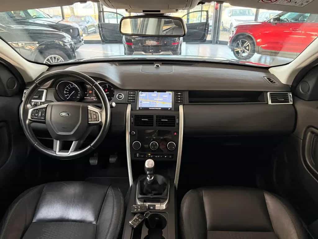 Land Rover Discovery Sport AWD 11/2015-photo-8