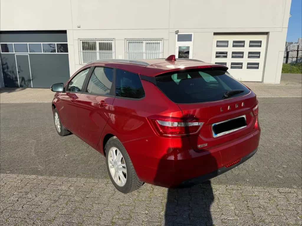 Lada Vesta SW Luxus *LPG*1. Hand*Navi*Bluetooth* 05/2018-photo-3