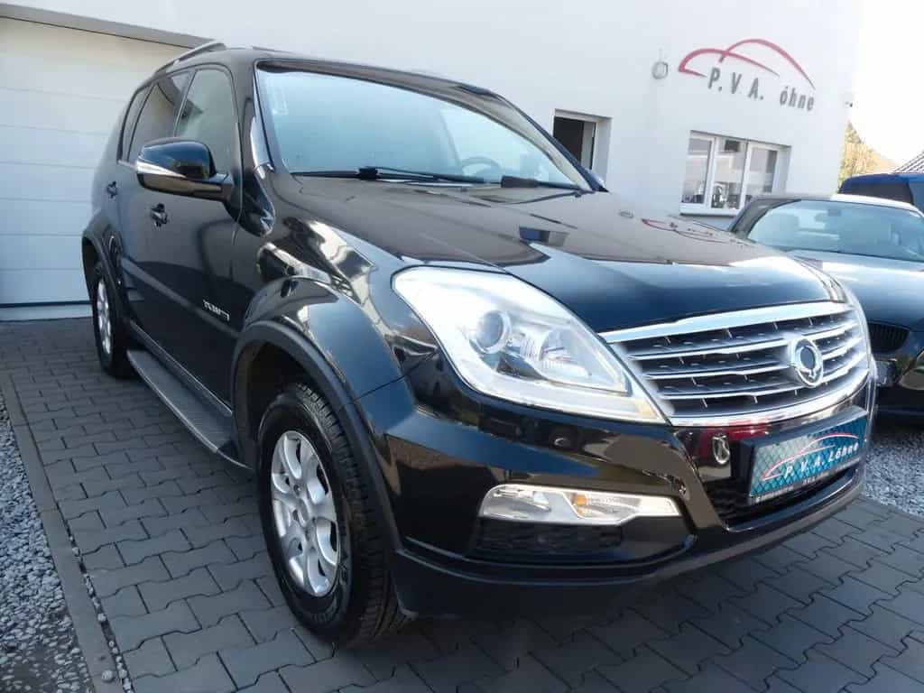 Ssangyong Rexton W 4WD Automatik | Leder | Klima | AHK 11/2013-photo-0