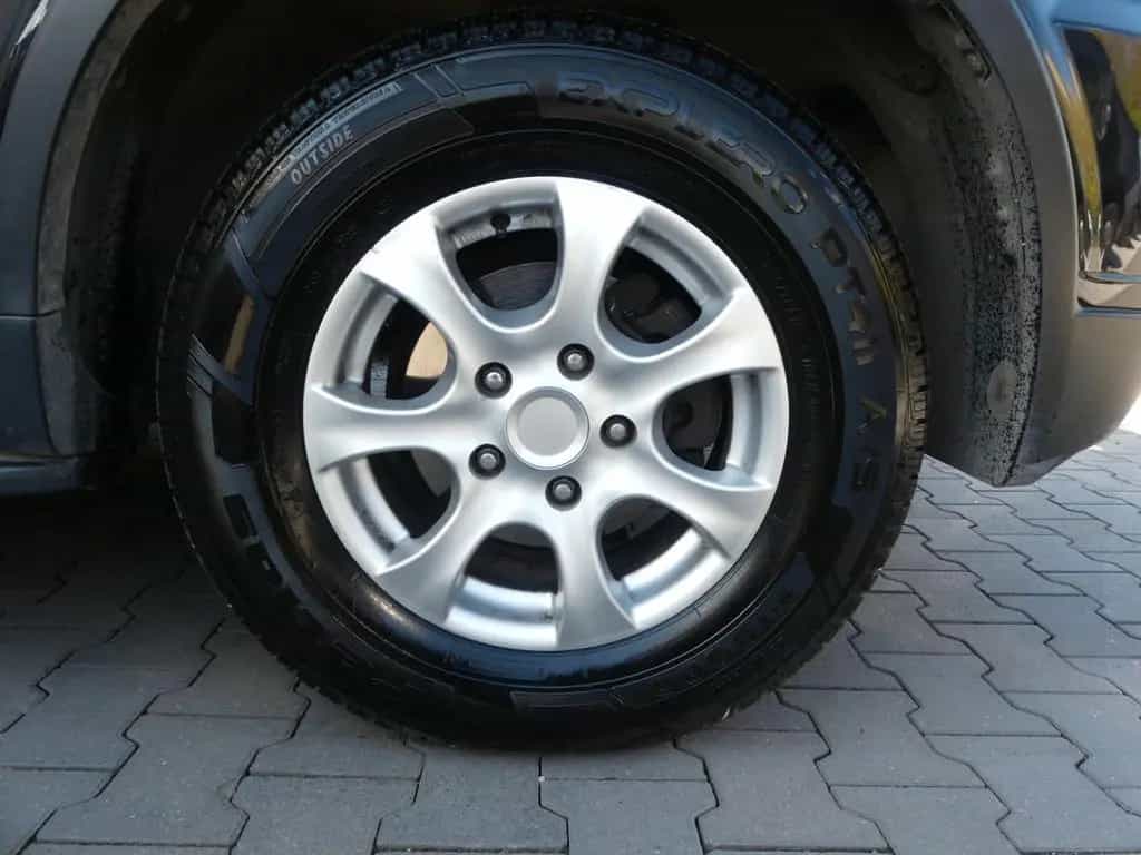 Ssangyong Rexton W 4WD Automatik | Leder | Klima | AHK 11/2013-photo-17