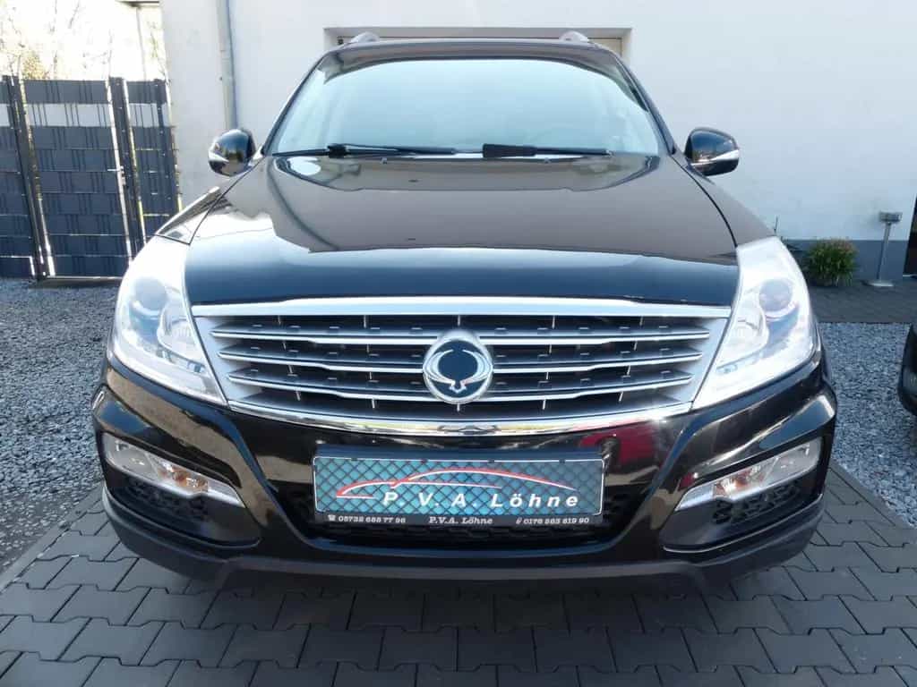 Ssangyong Rexton W 4WD Automatik | Leder | Klima | AHK 11/2013-photo-2