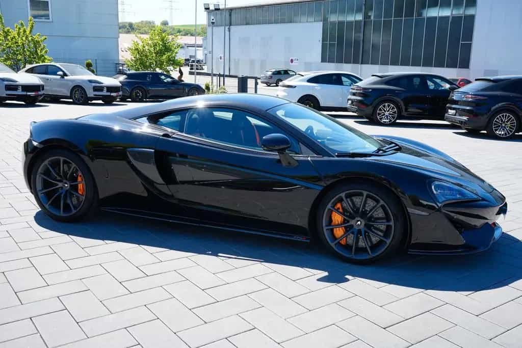 McLaren 570S /Lift/B&W/Sports-Exhaust/Ceramic/ 05/2020-photo-32