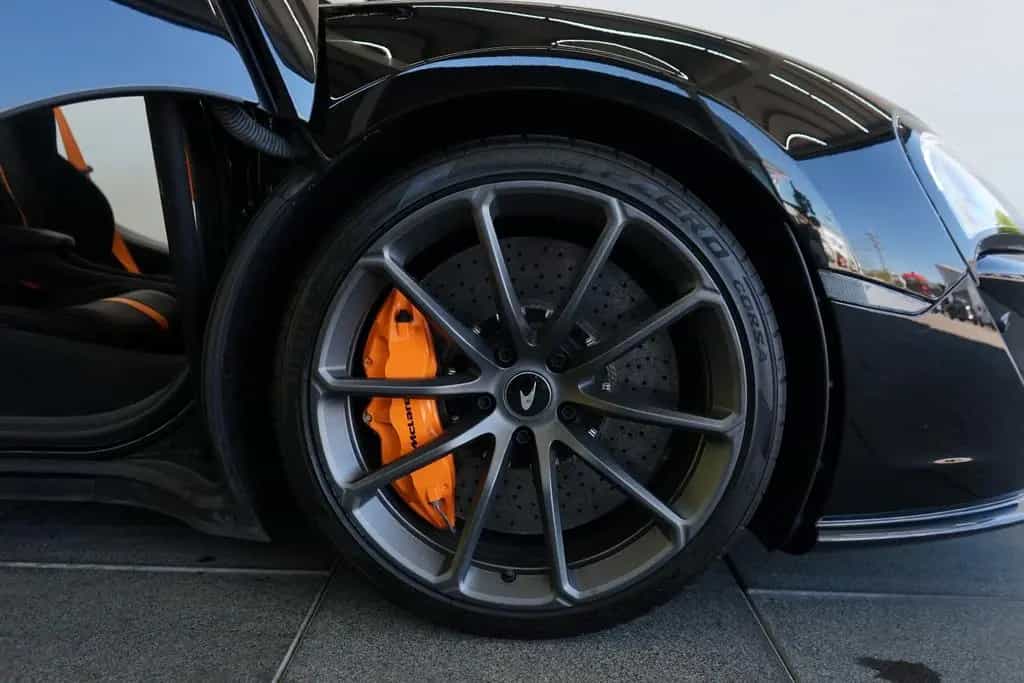 McLaren 570S /Lift/B&W/Sports-Exhaust/Ceramic/ 05/2020-photo-7