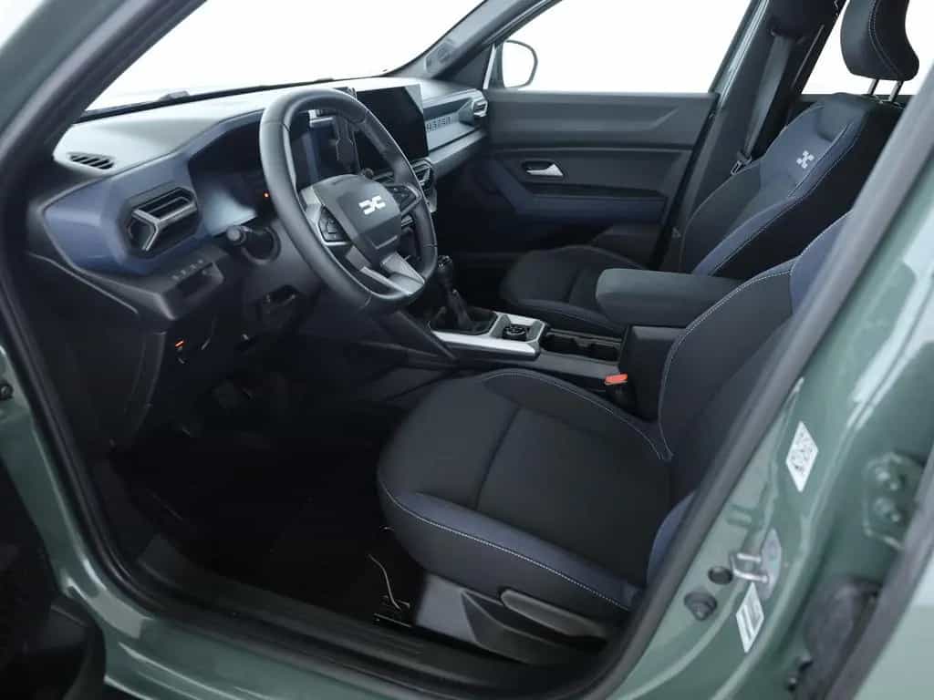Dacia Duster III TCe 130 Journey 4x4 05/2025-photo-29