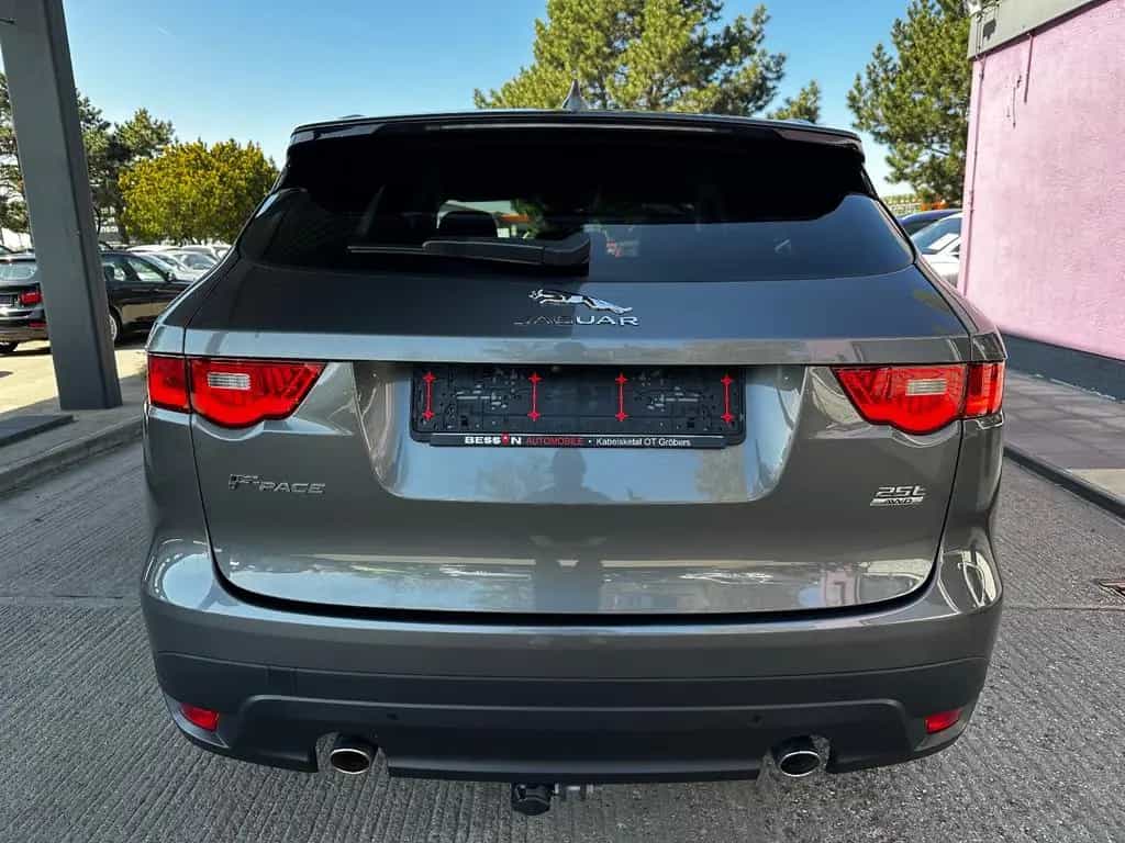 Jaguar F-Pace F-PACE Prestige AWD 08/2019-photo-9