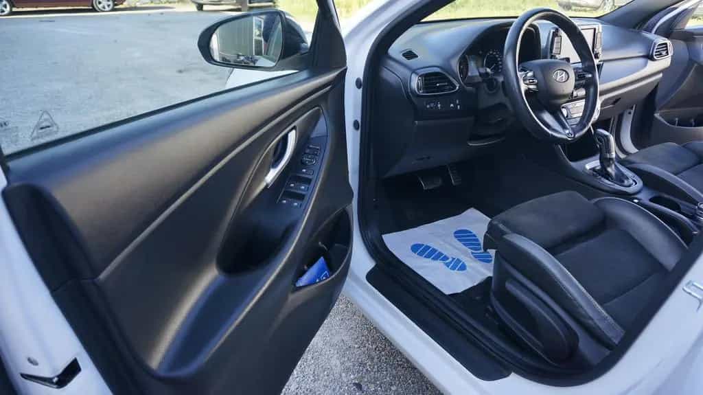 Hyundai i30 1.6 N Line AHK*SHZ*NAVI 11/2019-photo-12