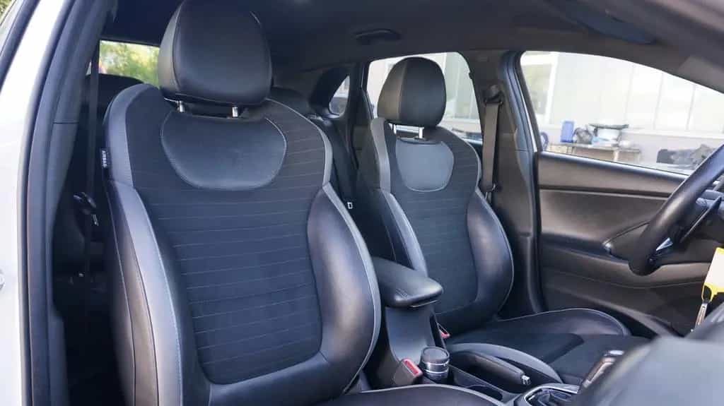 Hyundai i30 1.6 N Line AHK*SHZ*NAVI 11/2019-photo-31