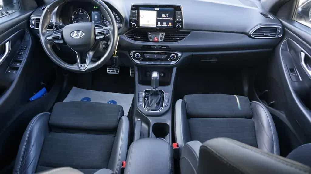 Hyundai i30 1.6 N Line AHK*SHZ*NAVI 11/2019-photo-40