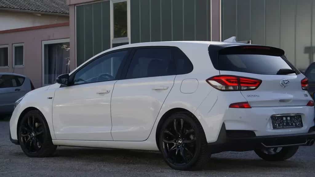 Hyundai i30 1.6 N Line AHK*SHZ*NAVI 11/2019-photo-4