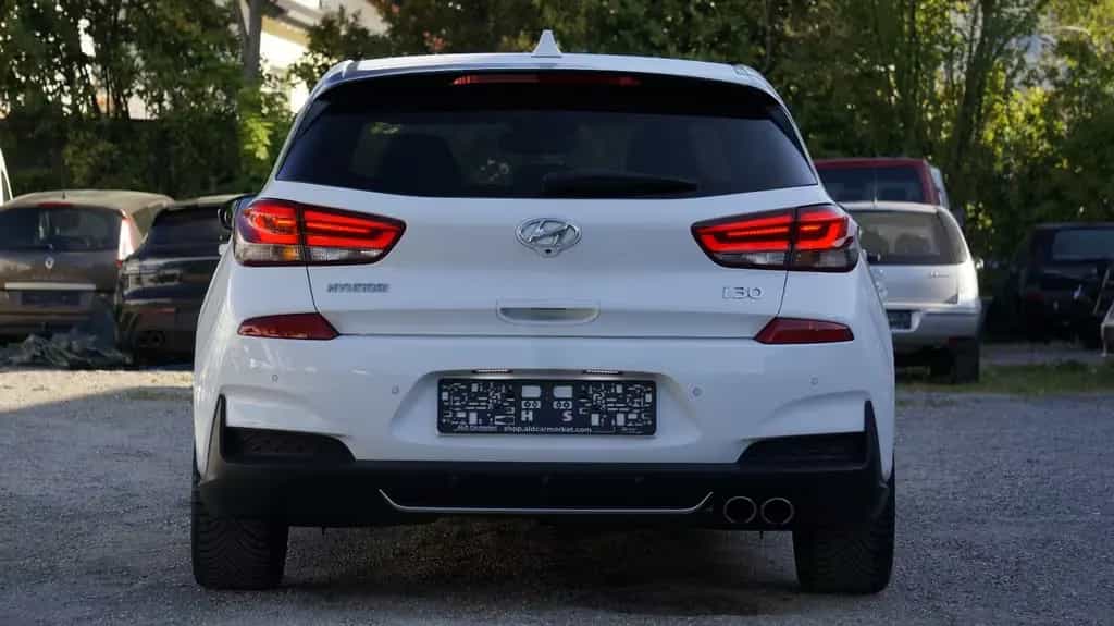 Hyundai i30 1.6 N Line AHK*SHZ*NAVI 11/2019-photo-6