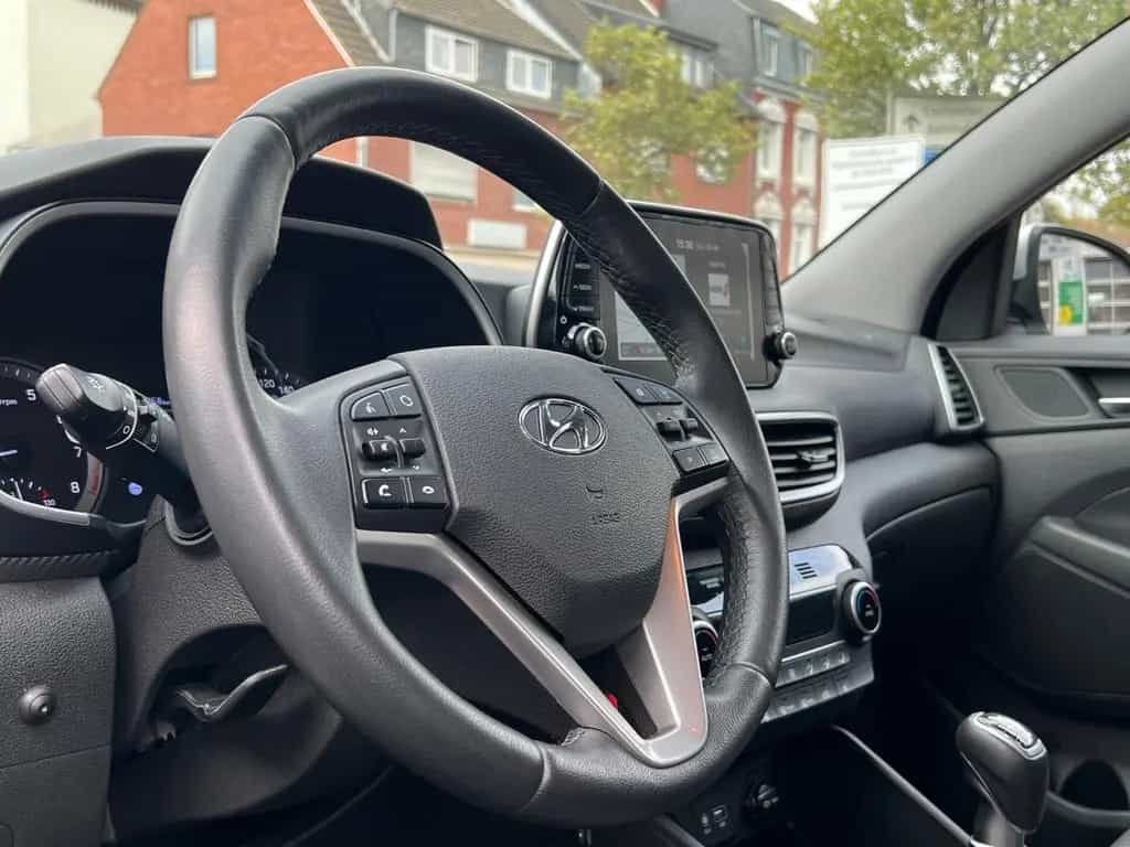 Hyundai TUCSON Advantage 2WD*TÜV*INS* 07/2020-photo-16