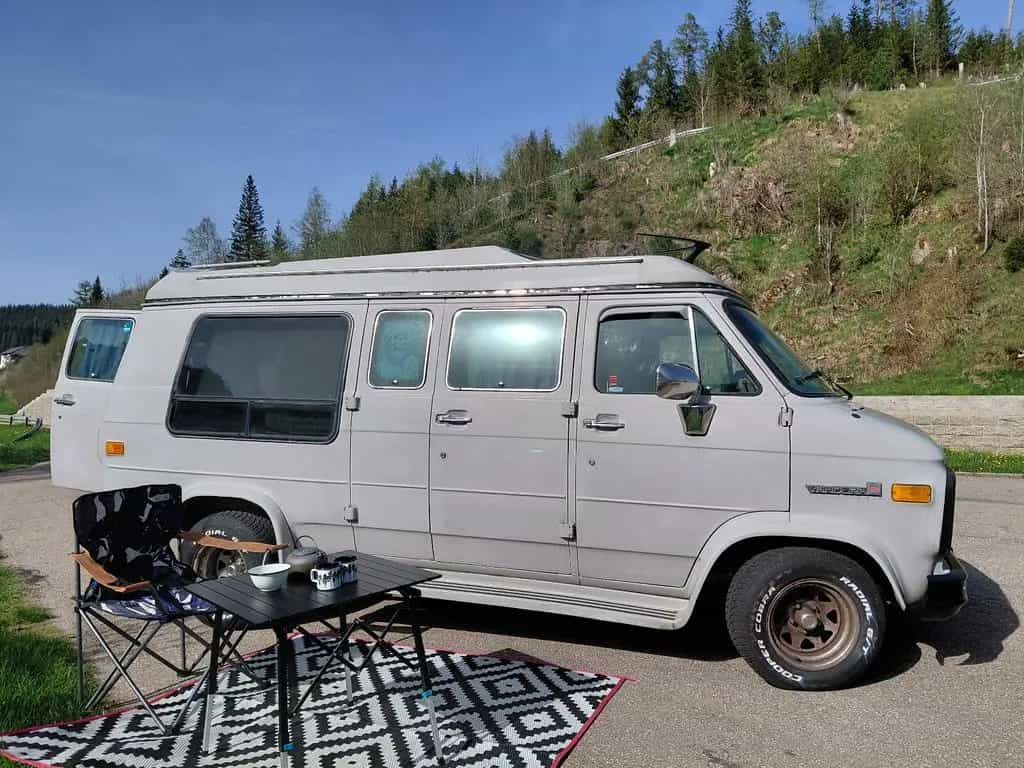 GMC Vandura Camperumbau, 11.111 € 06/1990-photo-1