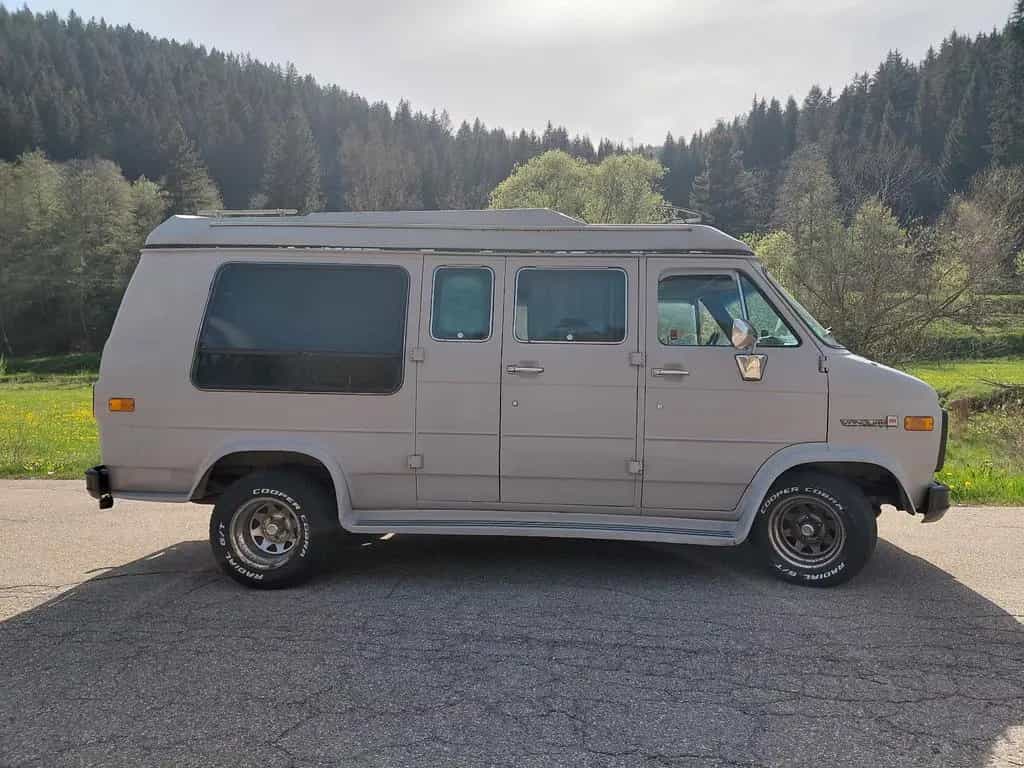 GMC Vandura Camperumbau, 11.111 € 06/1990-photo-8