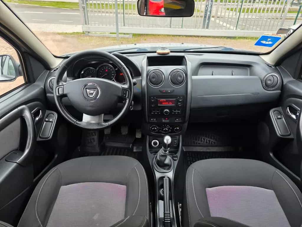 Dacia Duster Laureate 4x4*Tempo*PDC*Klima*AHK*Garantie 03/2016-photo-26
