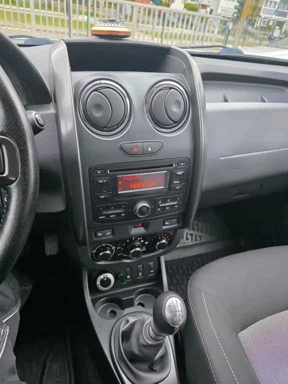 Dacia Duster Laureate 4x4*Tempo*PDC*Klima*AHK*Garantie 03/2016-photo-30