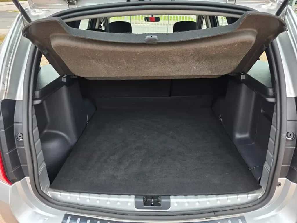 Dacia Duster Laureate 4x4*Tempo*PDC*Klima*AHK*Garantie 03/2016-photo-8