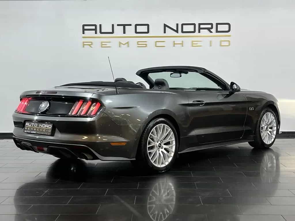 Ford Mustang 5.0 GT Convertible *Kamera*Perf-Paket* 03/2016-photo-9