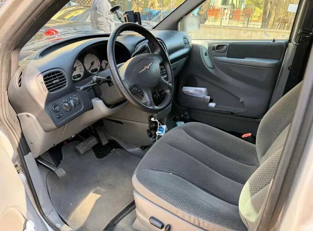 Chrysler Grand Voyager Limited 2.5 CRD Rollstuhl Rampe 07/2004-photo-0