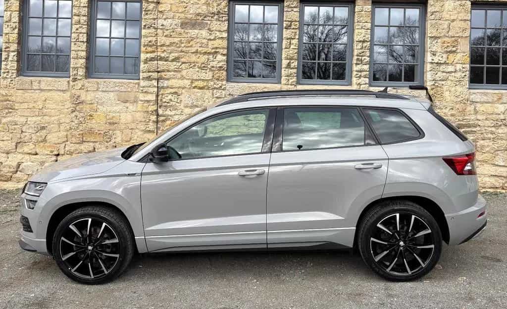 Skoda Karoq 2.0 TSI DSG 4x4 SPORTLINE 08/2019-photo-1