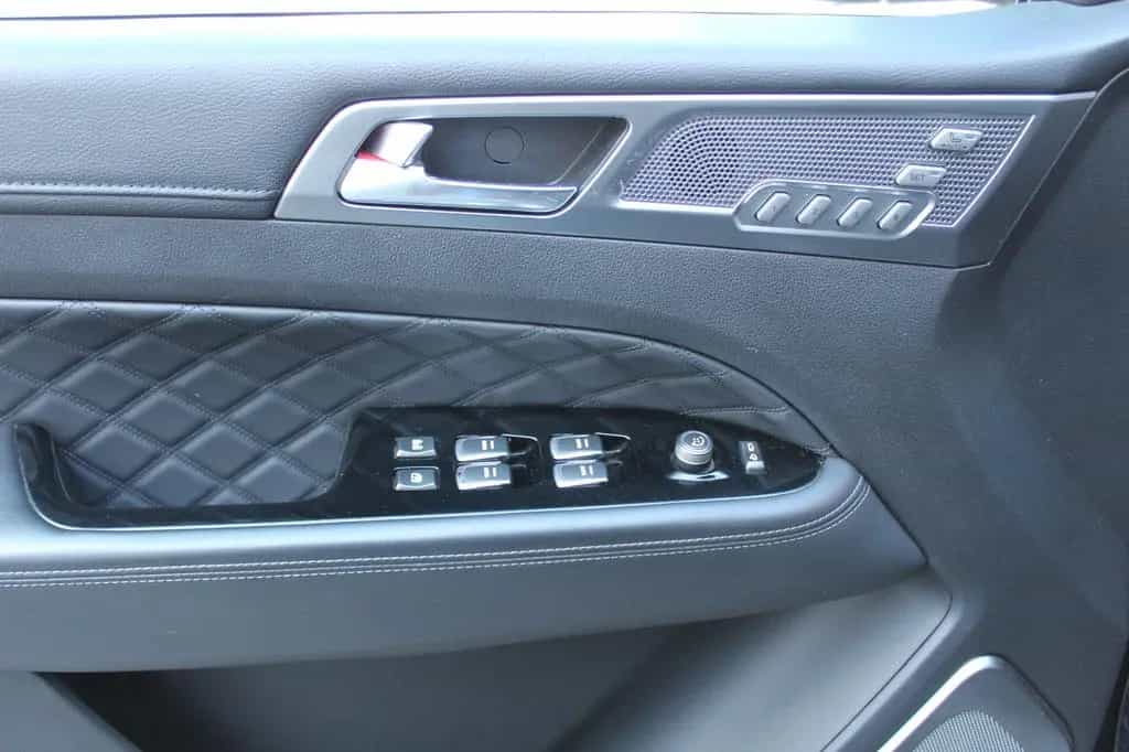 Ssangyong REXTON 2.2 e-XDi 220 Sapphire 4WD AT 05/2019-photo-16