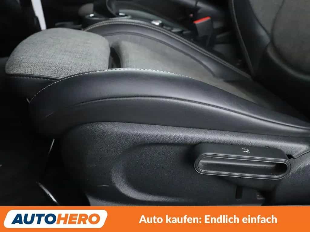 MINI One Cabrio One *NAV*LED*LIM*PDC*SHZ*ALU*KLIMA*GARANTIE* 03/2019-photo-29