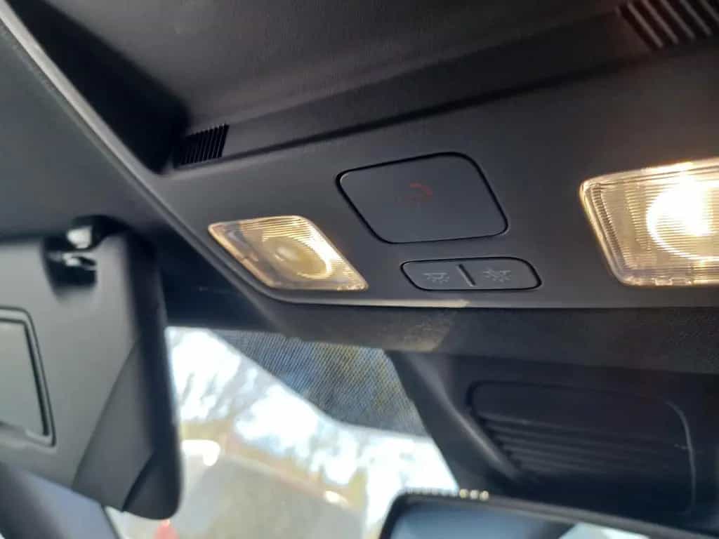 Ford Focus 1,5 ** ST Line / LED ** mit Garantie 02/2020-photo-21