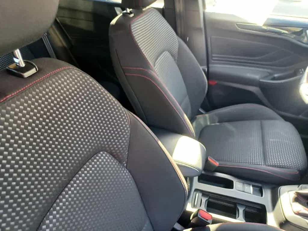 Ford Focus 1,5 ** ST Line / LED ** mit Garantie 02/2020-photo-25