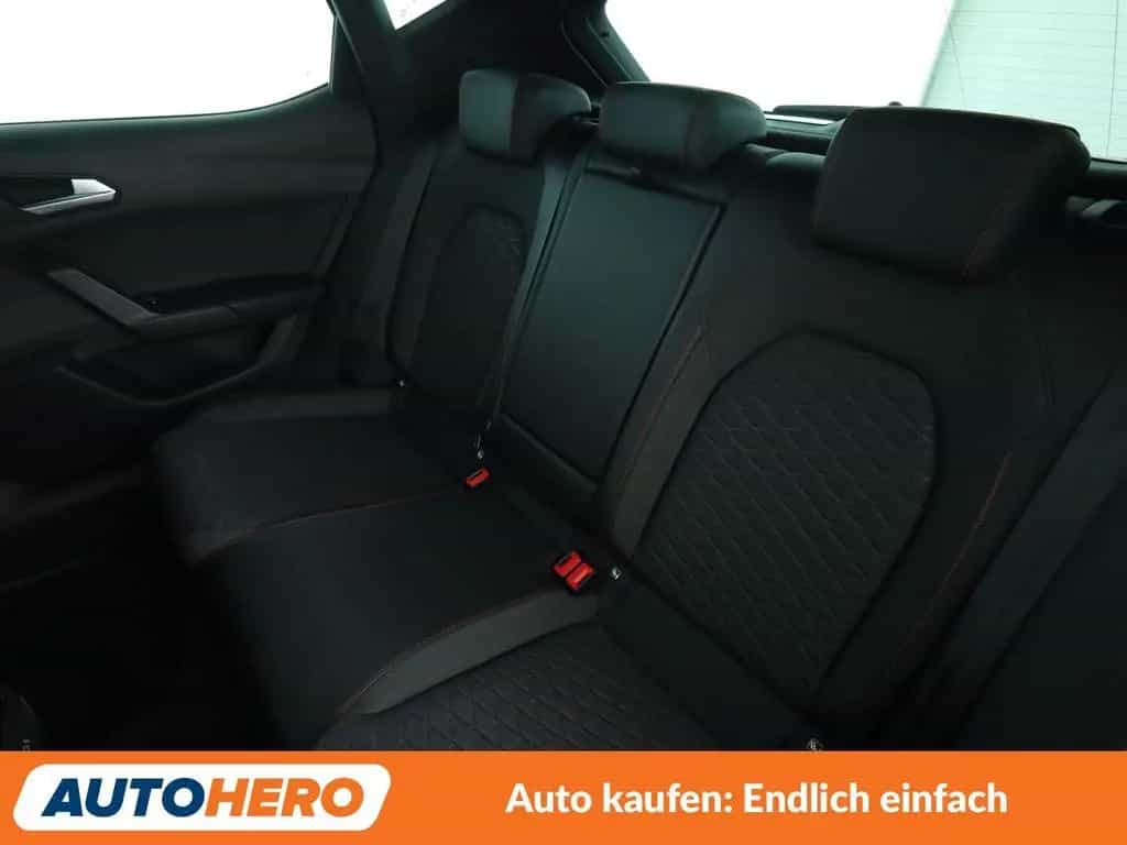 Seat Leon 1.5 eTSI ACT FR Aut.*NAVI*LED*ACC*CAM*PDC* 06/2020-photo-13